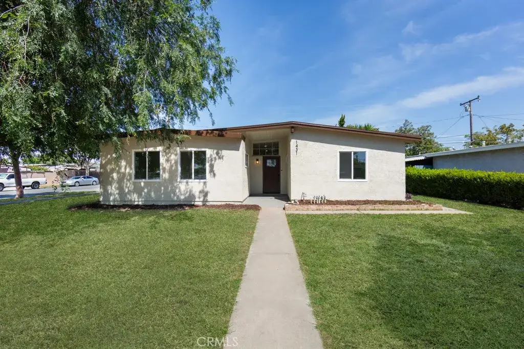 1431 Raymar, Santa Ana, CA 92703 - #1