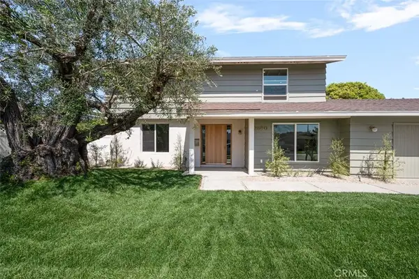 2880 Club House Road, Costa Mesa, CA 92626