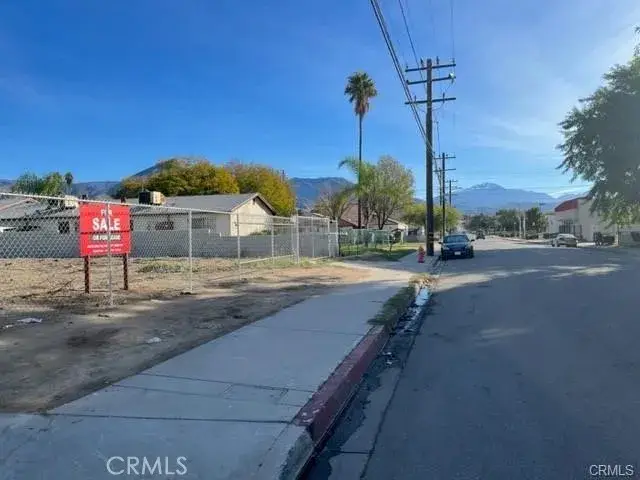 1550 Pumalo, San Bernardino, CA 92404 - #1