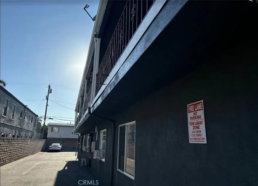 1021 Pacific, Long Beach, CA 90813 - #2