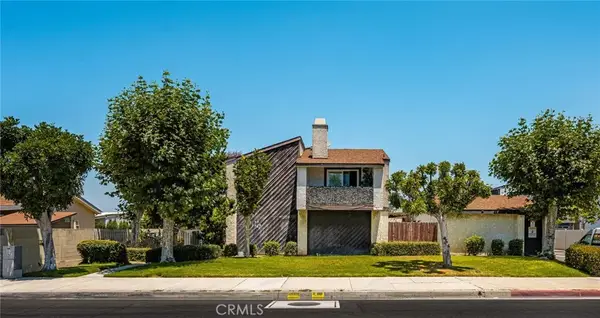 7381 Katella Avenue, Stanton, CA 90680