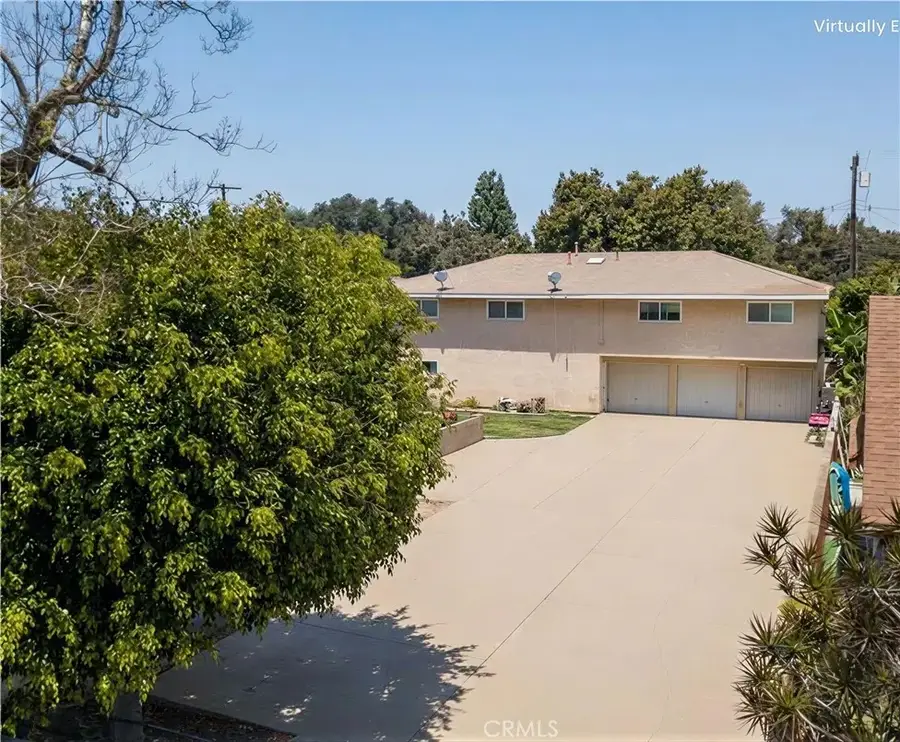 1003 W Myrtle Street, Santa Ana, CA 92703 - #3