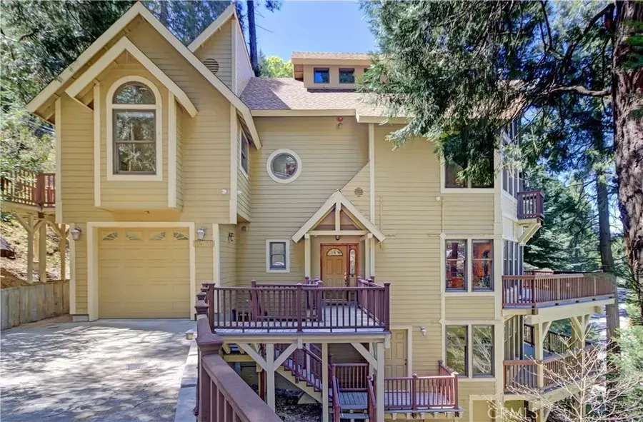 24782 Altdorf, Crestline, CA 92325 - #3