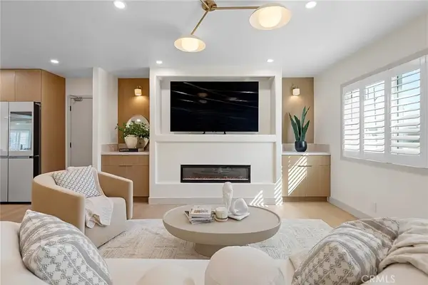 2705 E Orange Grove Avenue, Orange, CA 92867