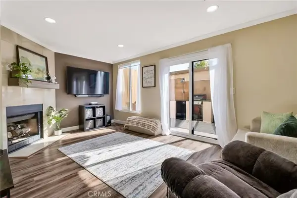 950 W Lambert Road #30, La Habra, CA 90631