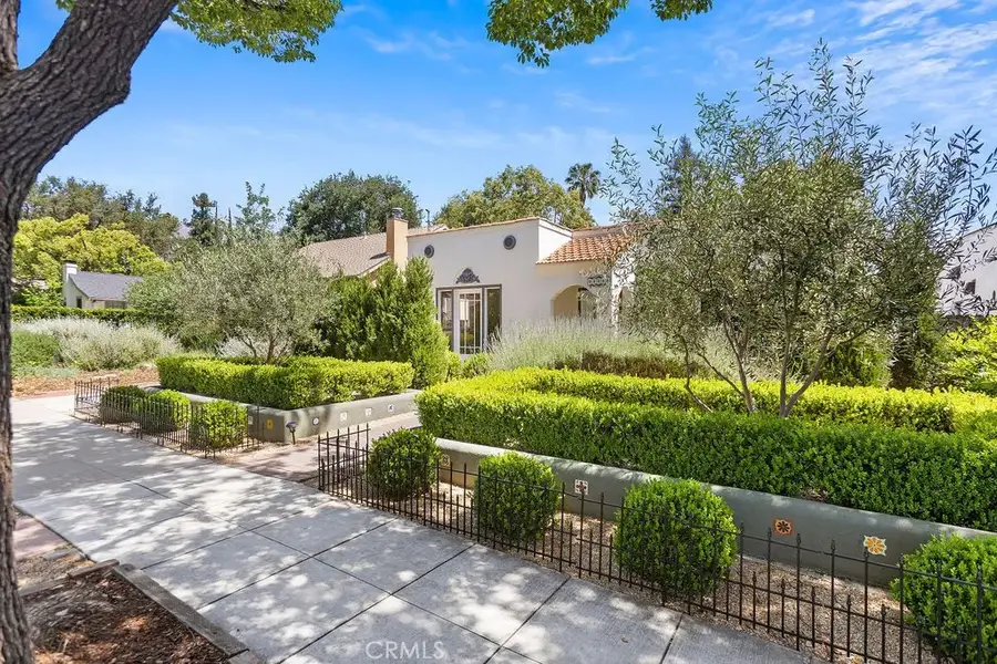 1710 N Los Robles, Pasadena, CA 91104 - #3