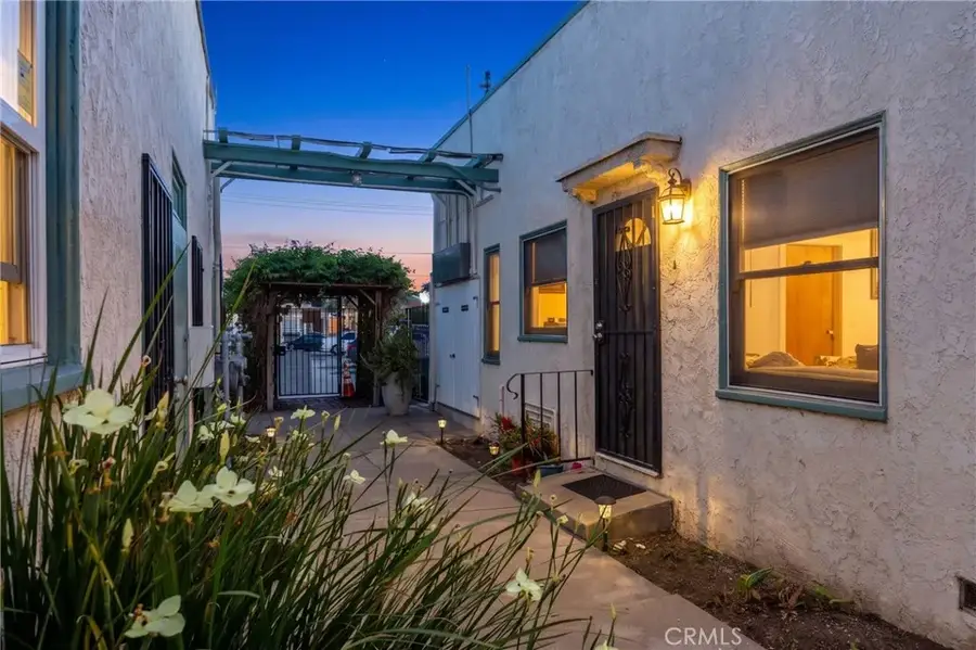 1738 E 4th Street #15, Long Beach, CA 90802 - #3