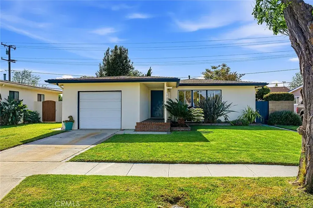 1911 Snowden, Long Beach, CA 90815 - #1