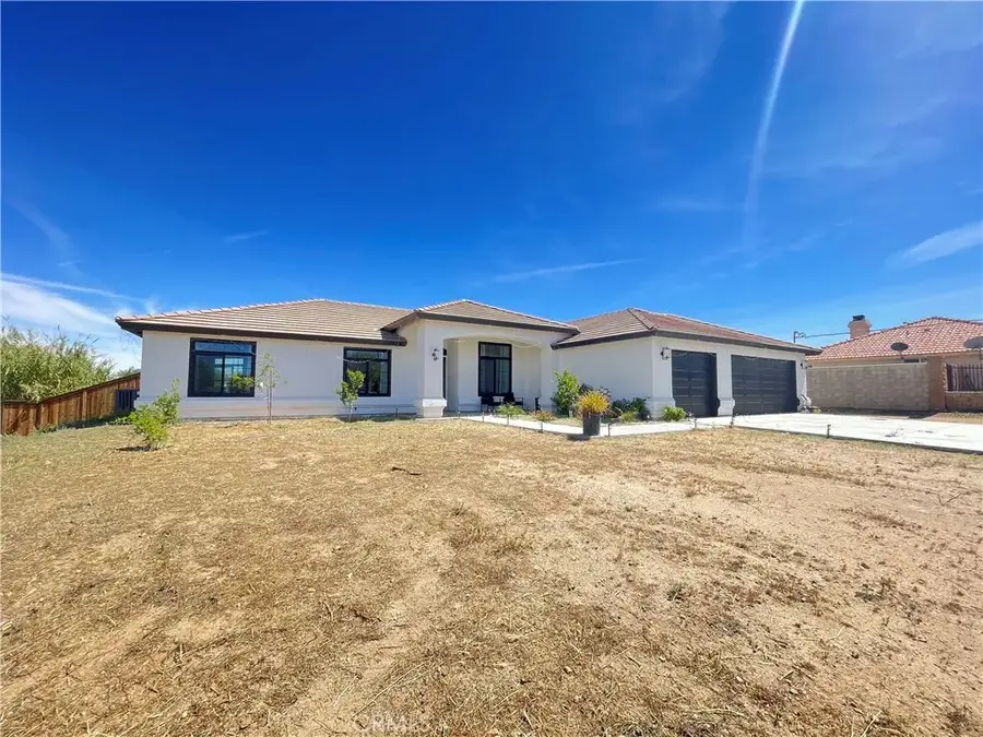 11375 4th, Hesperia, CA 92345 - #3