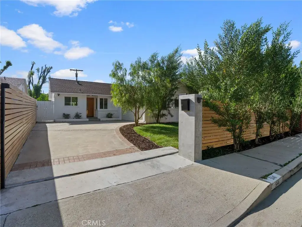 5141 Don Pio Drive, Woodland Hills, CA 91364 - #1