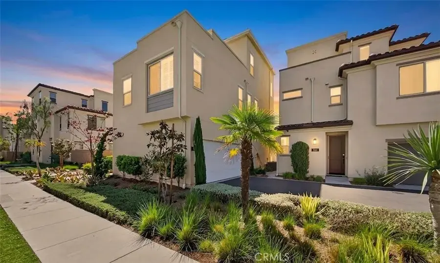 586 S Motif Street, Anaheim, CA 92805 - #2