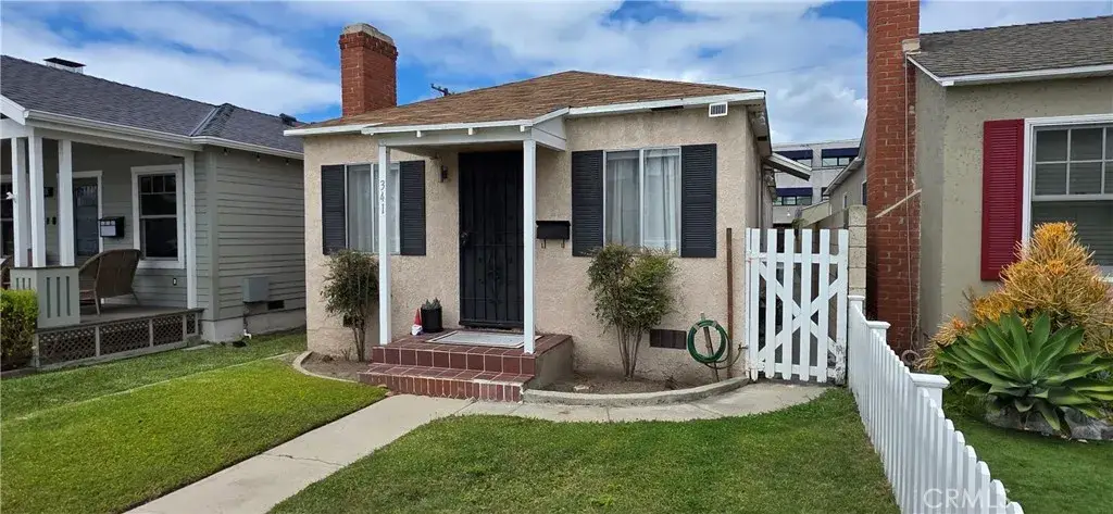 341 10th, Seal Beach, CA 90740 - #1