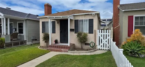 341 10th, Seal Beach, CA 90740