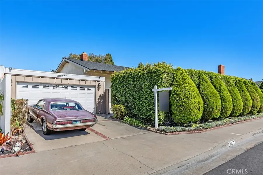 20272 Eastwood Circle, Huntington Beach, CA 92646 - #3