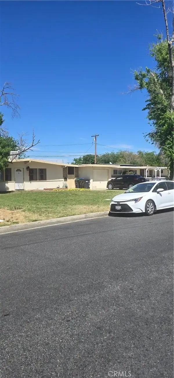 1139 W Avenue J12, Lancaster, CA 93534