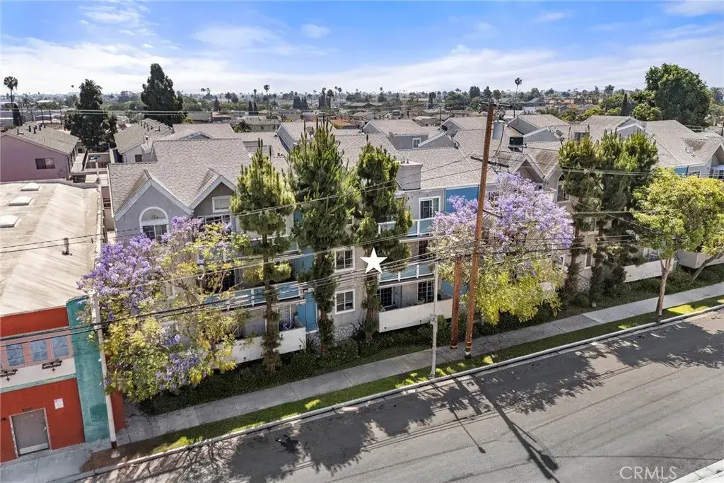 1200 Gaviota #204, Long Beach, CA 90813 - #1