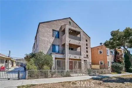 1512 N Stanton, Long Beach, CA 90804 - #1