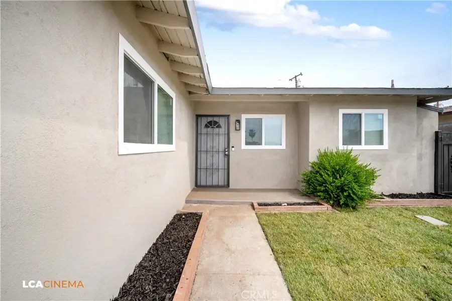 3224 Kentucky Street, Bakersfield, CA 93306 - #2