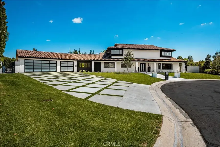 10282 Old Lamplighter Lane, Villa Park, CA 92861 - #2