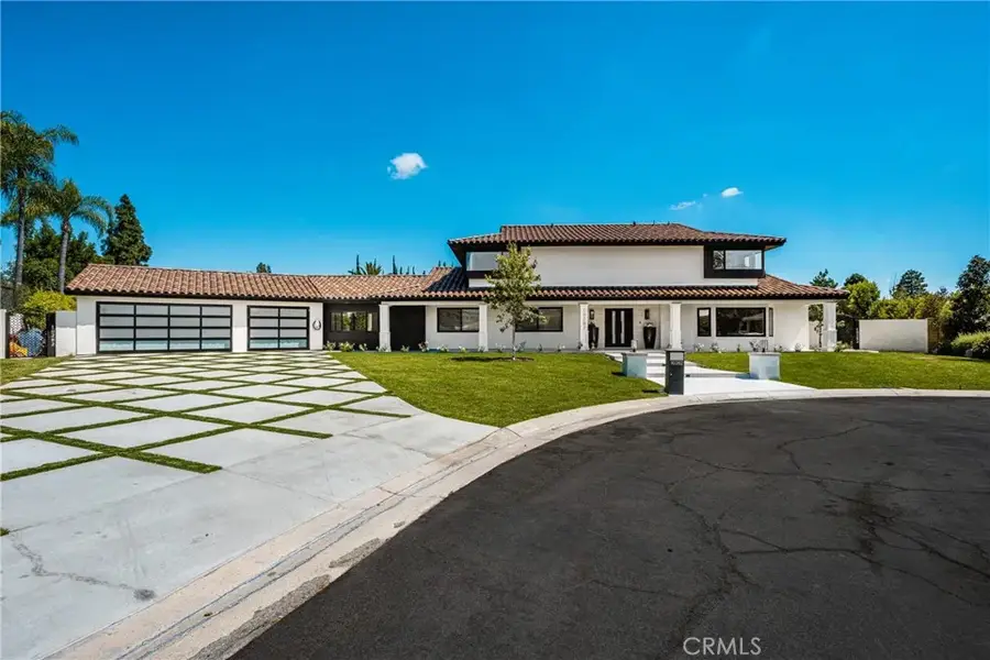 10282 Old Lamplighter Lane, Villa Park, CA 92861 - #3