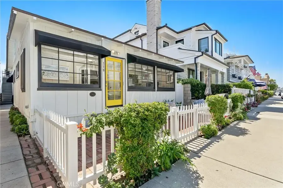 118 Emerald, Newport Beach, CA 92662 - #2
