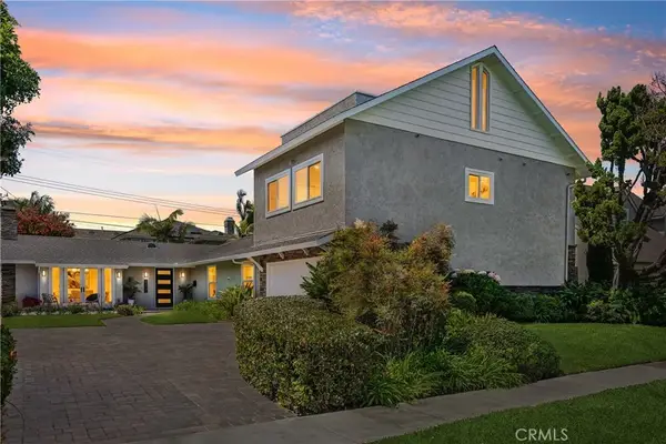 11721 Norgrove Lane, Rossmoor, CA 90720