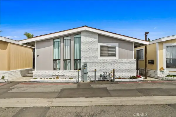 327 W Wilson #80, Costa Mesa, CA 92627