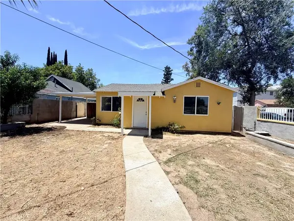 7253 Loma Verde Avenue, Canoga Park, CA 91303