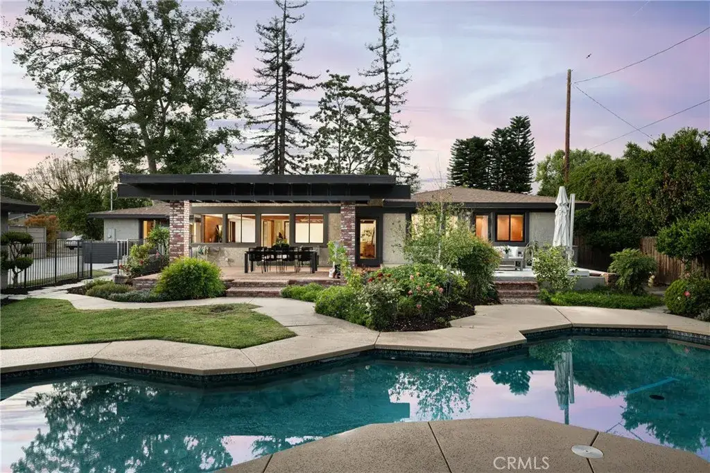 17824 Sunburst, Northridge, CA 91325 - #1