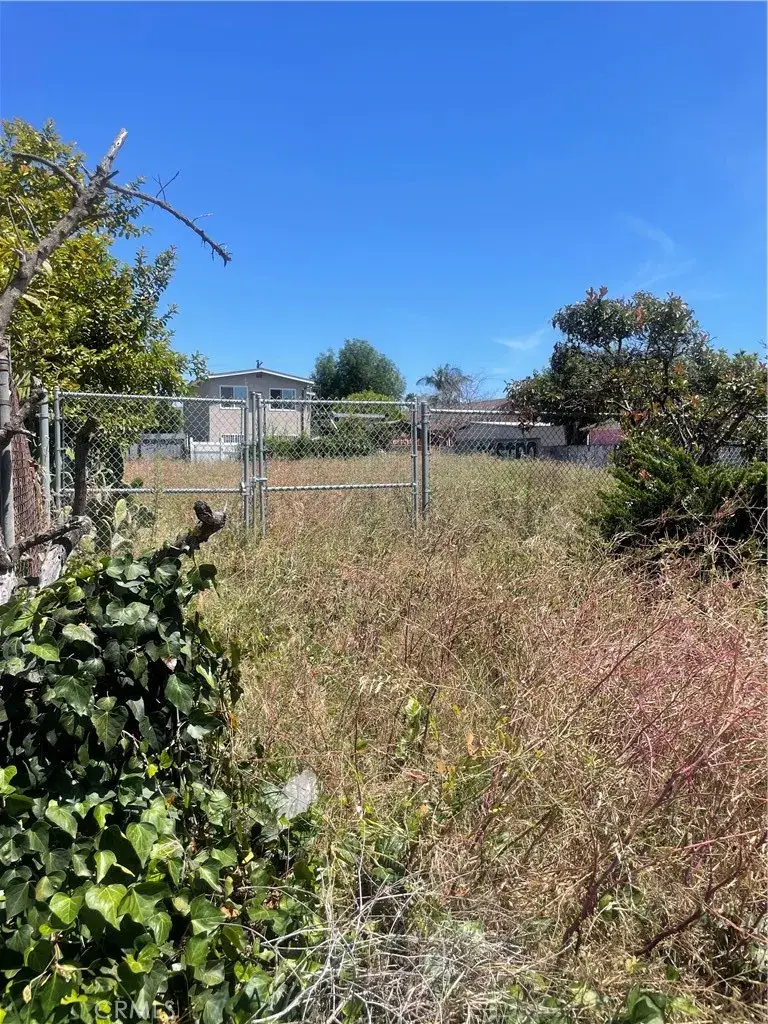 1162 N Mcdonald, Wilmington, CA 90744 - #2