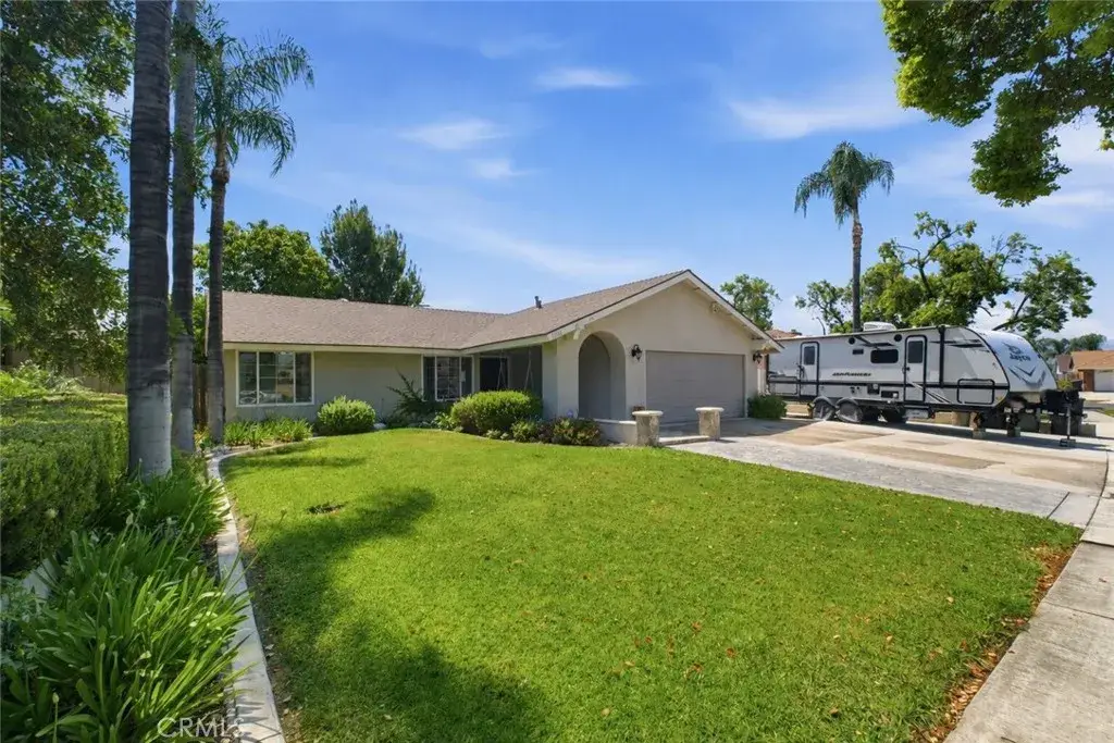11156 Davenport Place, Riverside, CA 92505 - #1