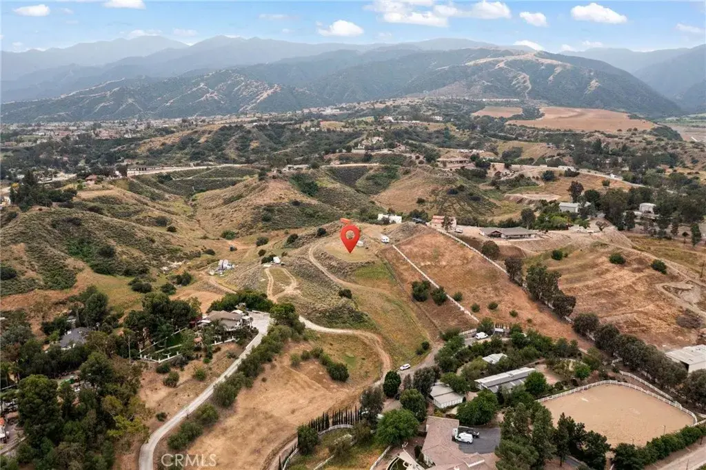 8305 Gambier, Corona, CA 92883 - #1