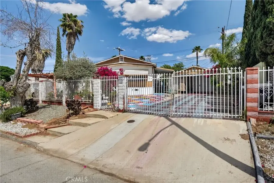 339 Altura Dr., Perris, CA 92570 - #2