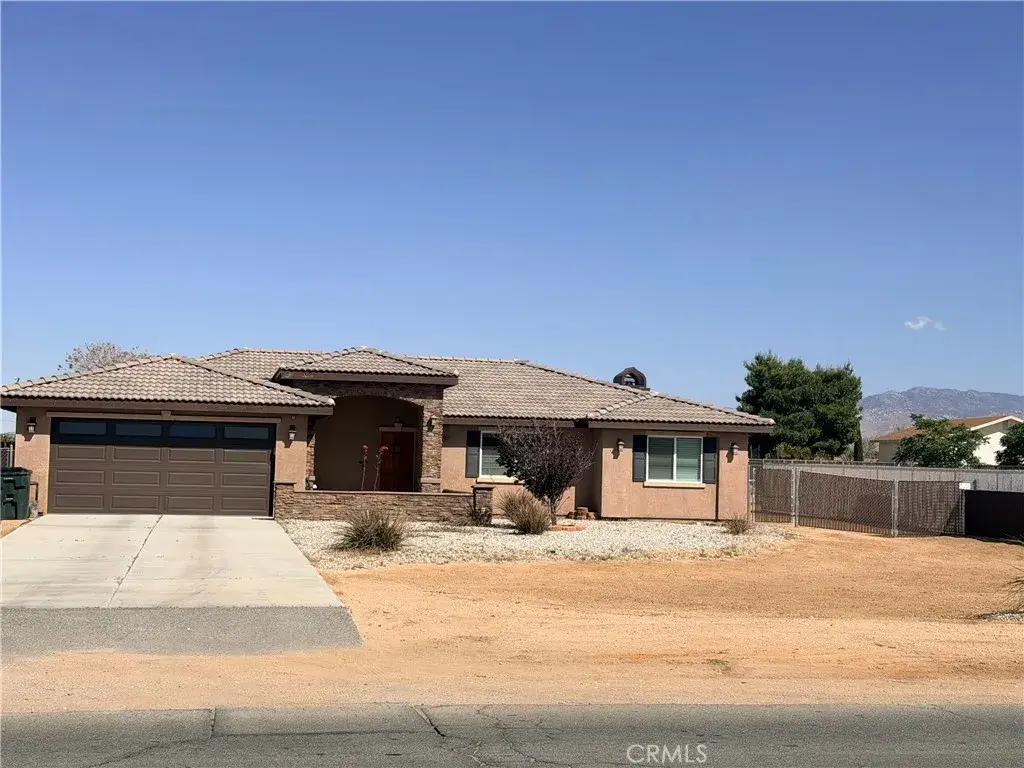 12833 Algonquin, Apple Valley, CA 92308 - #1