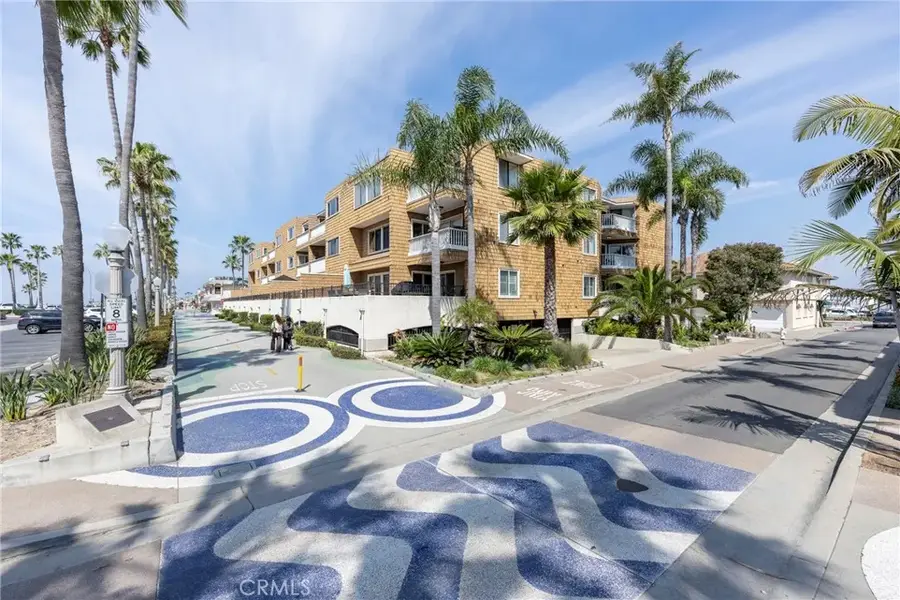 600 E Oceanfront 1d, Newport Beach, CA 92661 - #2