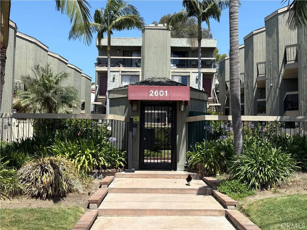 2601 E 19th #25, Signal Hill, CA 90755 - #1