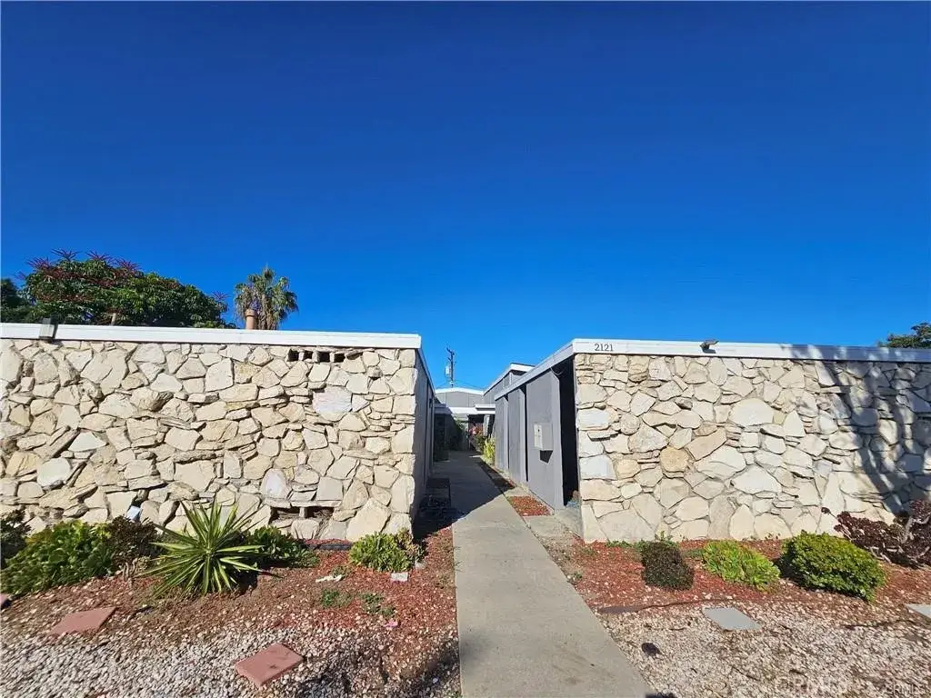 2121 W Catalina, Anaheim, CA 92801 - #1