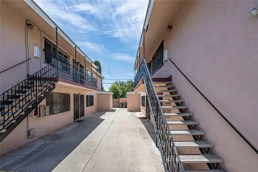 436 E Market, Long Beach, CA 90805 - #2