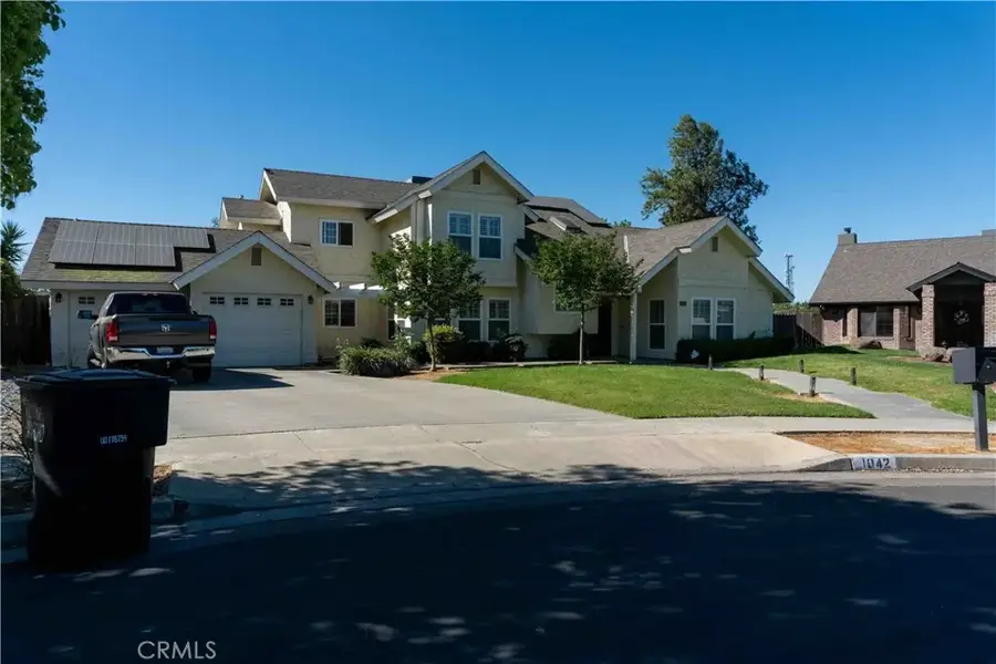 1042 Robinson Court, Hanford, CA 93230 - #2