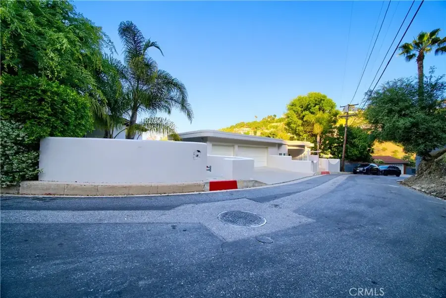 3964 Sumac Drive, Sherman Oaks, CA 91403 - #3