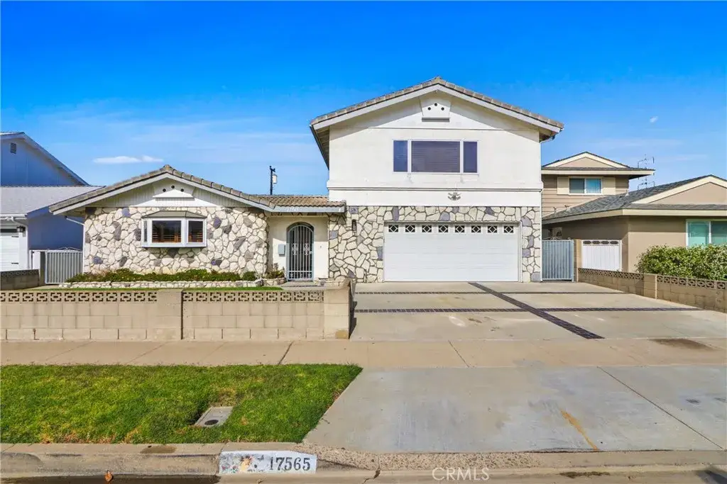 17565 Santa Monica, Fountain Valley, CA 92708 - #1