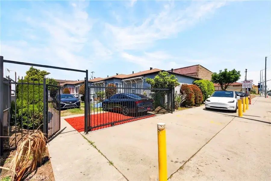 511 W Manchester, Inglewood, CA 90301 - #2