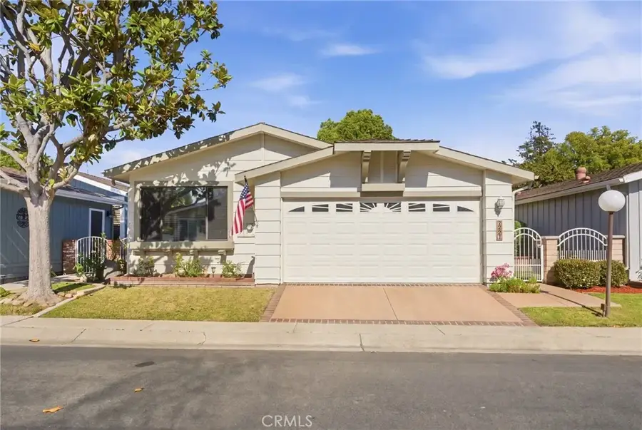 2621 Park Lake #197, Santa Ana, CA 92705 - #2