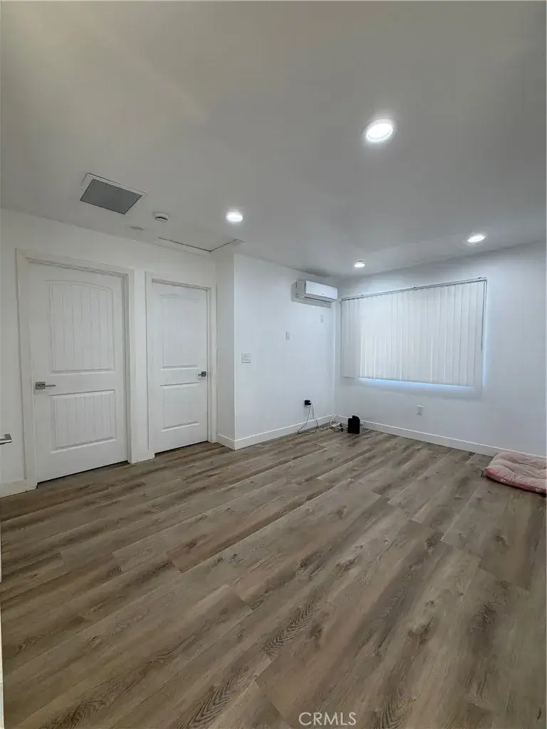 1621 S Diamond, Santa Ana, CA 92704 - #2