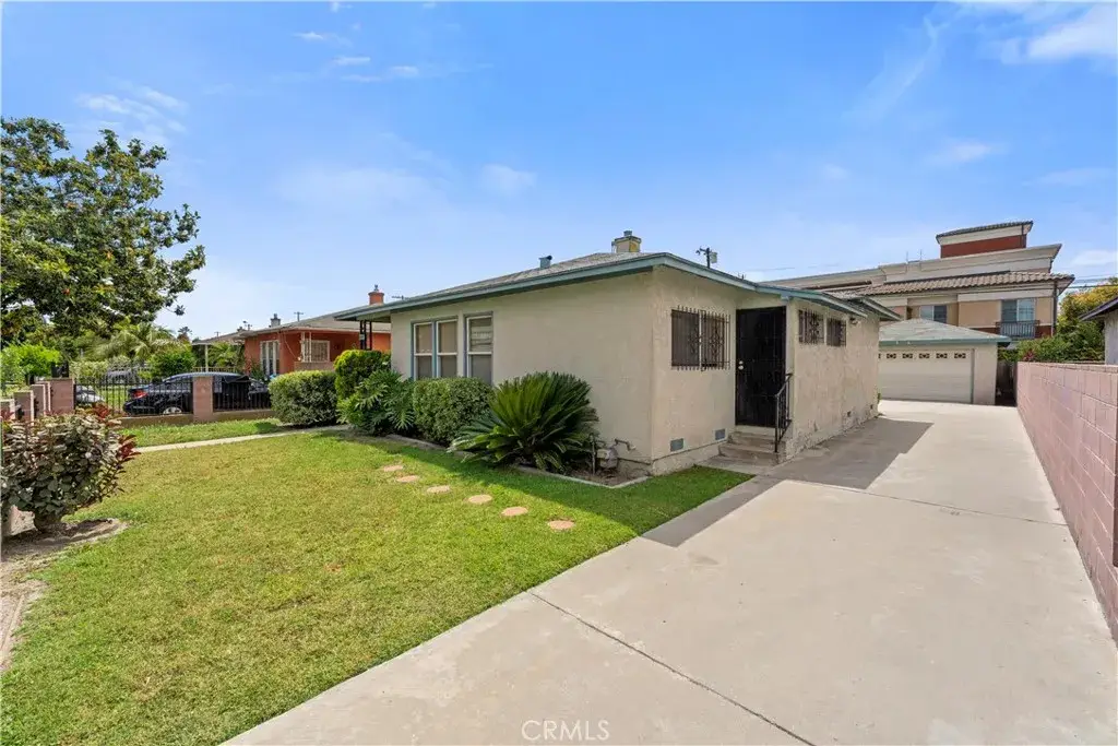 10425 Pace, Los Angeles, CA 90002 - #1
