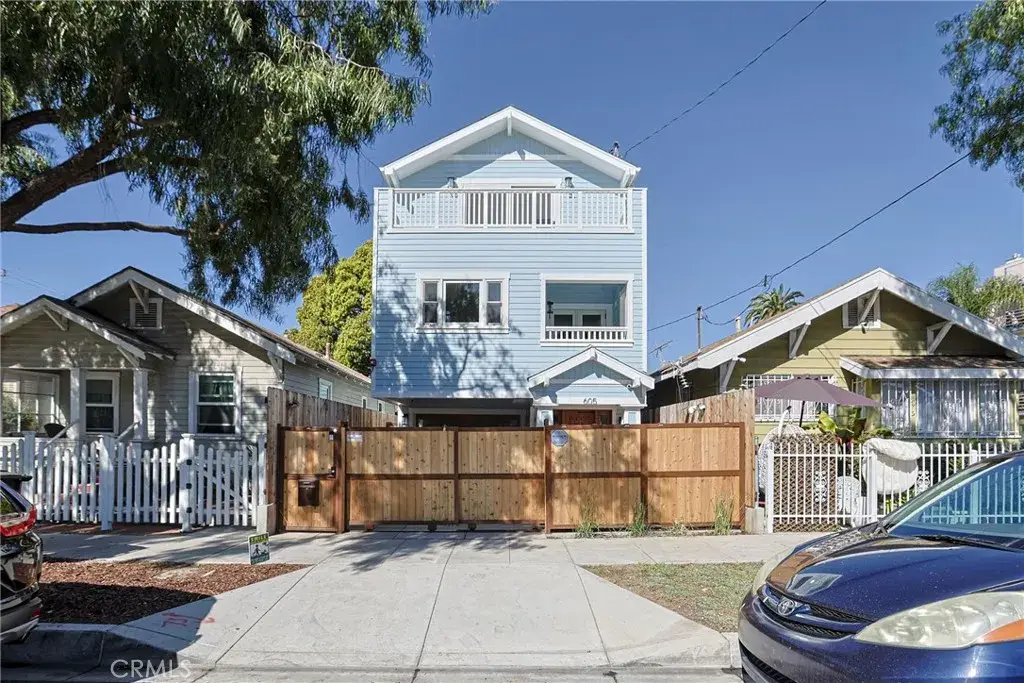 605 W 4th, Long Beach, CA 90802 - #1
