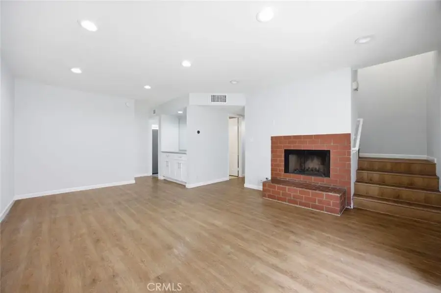 8927 Cedros Avenue #8, Panorama City, CA 91402 - #3