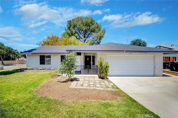 895 W Crestview, Corona, CA 92882