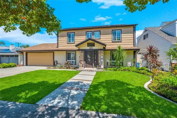 2721 E Adams Avenue, Orange, CA 92867