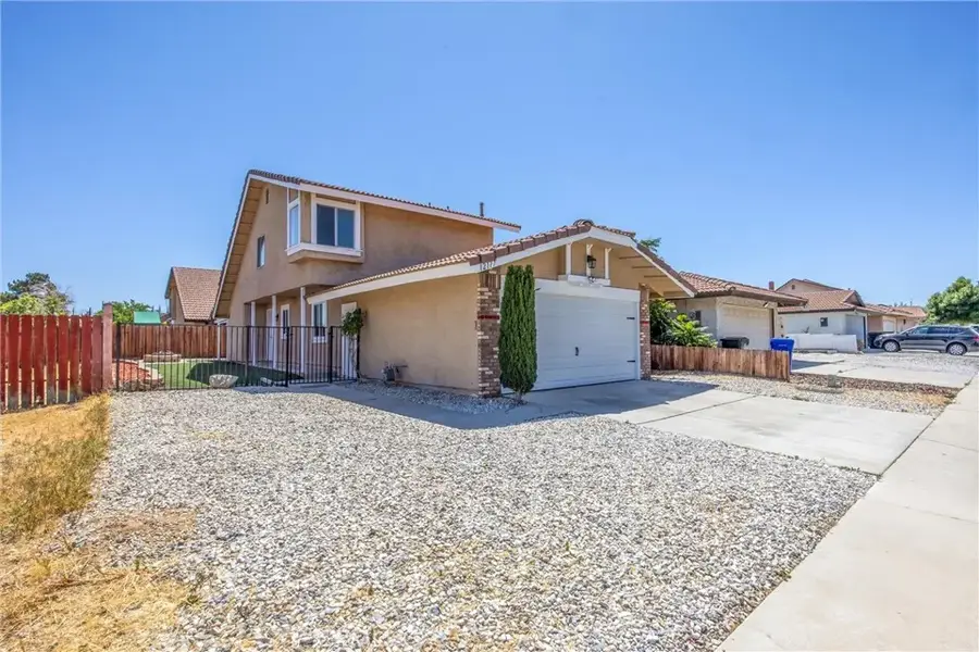 12177 Pluto, Victorville, CA 92392 - #2